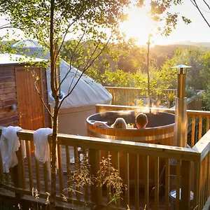 Yurtshire Eavestone - Birch Yurt , Ripon United Kingdom