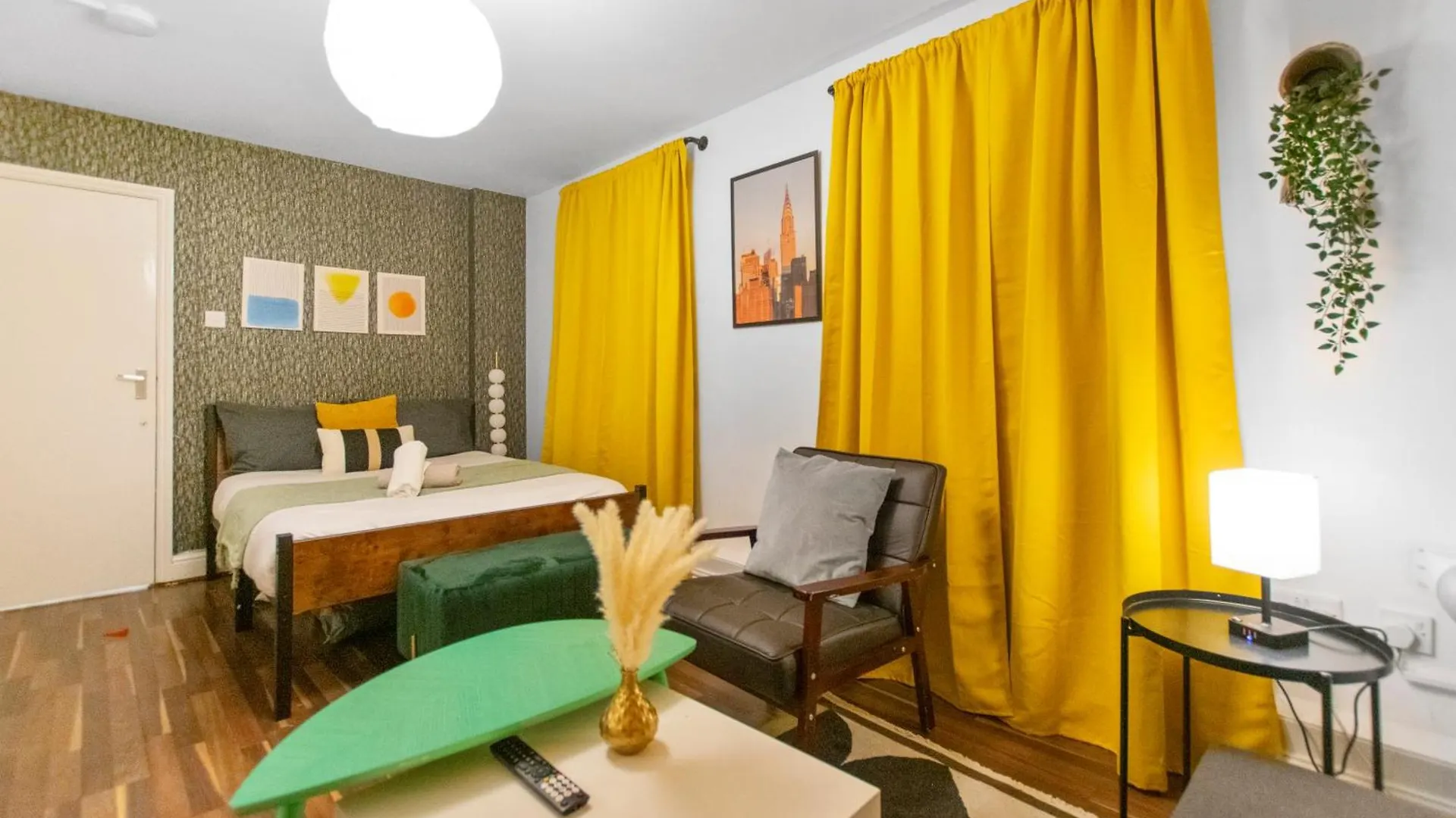 New! 2-Bedroom Apartment In Trendy Brick Lane London Holiday home